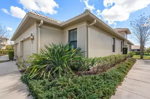 8204 Caponata Blvd, Seminole, FL 33777 - Photo 23