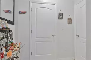 14430 Haddon Mist Dr, Wimauma, FL 33598 - Photo 17