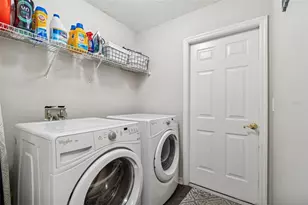 7917 Chadwick Dr, New Port Richey, FL 34654 - Photo 37