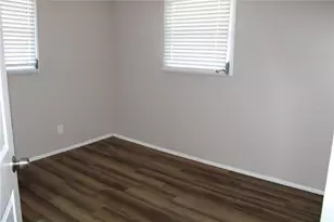 10512 121st Ave, Largo, FL 33773 - Photo 13