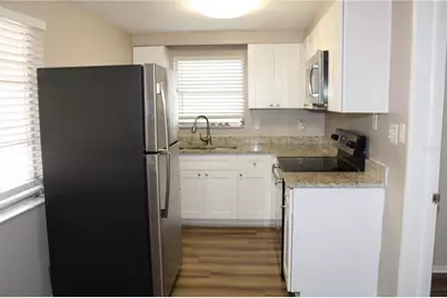 10512 121st Avenue, Largo, FL 33773 - Photo 5