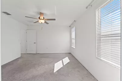 35080 Ackley Trace, Zephyrhills, FL 33541 - Photo 27