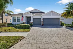 3204 Mapleridge Dr, Lutz, FL 33558 - Photo 3