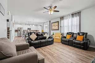 10617 Aldo Moro Dr, Wimauma, FL 33598 - Photo 13