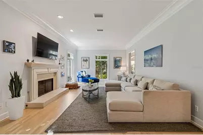 5210 S Crescent Drive, Tampa, FL 33611 - Photo 3