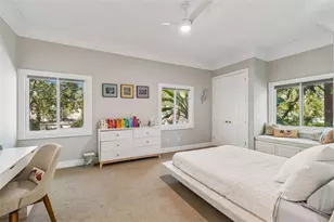 5210 S Crescent Dr, Tampa, FL 33611 - Photo 41