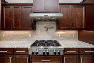 11155 131st St, Largo, FL 33774 - Photo 19