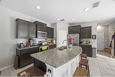 5324 Sylvester Loop, Tampa, FL 33610 - Photo 5