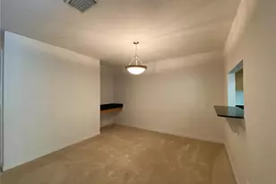 253 Castlekeeper Pl, Valrico, FL 33594 - Photo 5