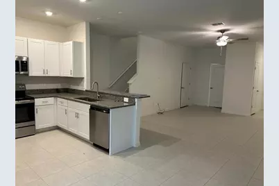 10353 Trumpet Honeysuckle Way, San Antonio, FL 33576 - Photo 3