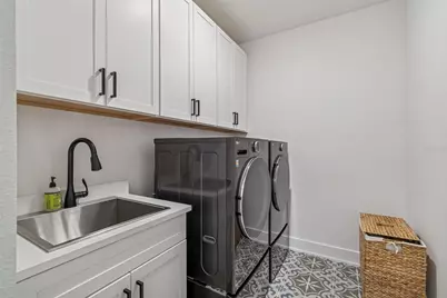 3016 W Ballast Point Boulevard, Tampa, FL 33611 - Photo 41