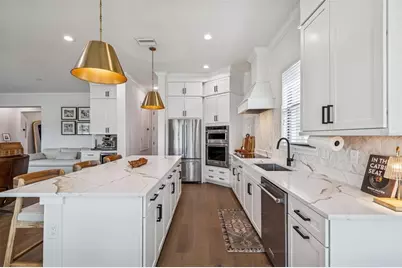 3016 W Ballast Point Boulevard, Tampa, FL 33611 - Photo 13