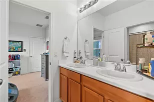 33975 Astoria Cir, Wesley Chapel, FL 33545 - Photo 31