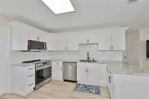 4718 W Oklahoma Ave, Tampa, FL 33616 - Photo 3