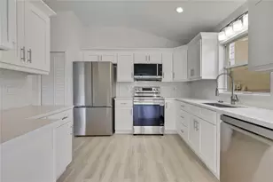 545 Lake Cypress Cir, Oldsmar, FL 34677 - Photo 9