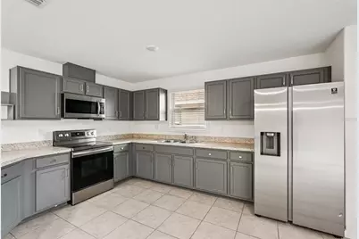 1551 Blue Bayou Circle, Ruskin, FL 33570 - Photo 19