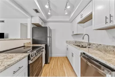 11409 8th Street N #1503, Saint Petersburg, FL 33716 - Photo 5