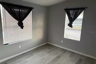 36153 Zinnia Ave, Zephyrhills, FL 33541 - Photo 7