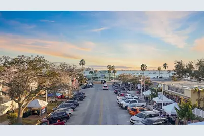 2706 46th Street S, Gulfport, FL 33711 - Photo 27