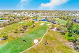 38 Country Club Dr, Largo, FL 33771 - Photo 27