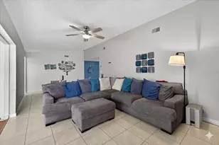 3042 Cypress Green Dr, Palm Harbor, FL 34684 - Photo 7