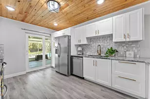 6317 N 22nd St, Tampa, FL 33610 - Photo 9