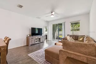 5411 Los Robles Ct, Palmetto, FL 34221 - Photo 11