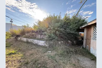 1203 40th Avenue W, Bradenton, FL 34205 - Photo 9