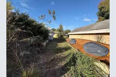 1203 40th Avenue W, Bradenton, FL 34205 - Photo 13