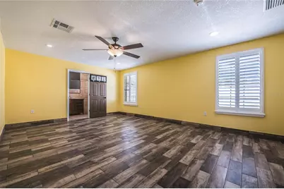 3511 S 76th Street, Tampa, FL 33619 - Photo 7