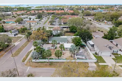 1115 Pennsylvania Avenue, Palm Harbor, FL 34683 - Photo 5