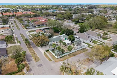 1115 Pennsylvania Avenue, Palm Harbor, FL 34683 - Photo 29