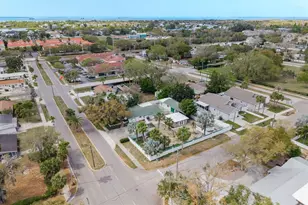 1115 Pennsylvania Ave, Palm Harbor, FL 34683 - Photo 29