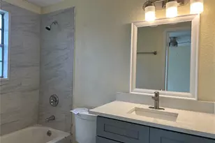 3704 Meadowbreeze Dr, Tampa, FL 33619 - Photo 21
