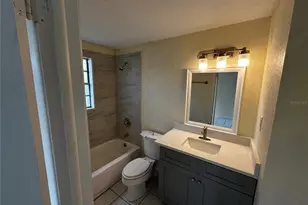 3704 Meadowbreeze Dr, Tampa, FL 33619 - Photo 17