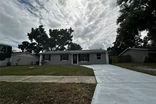 3704 Meadowbreeze Dr, Tampa, FL 33619 - Photo 31