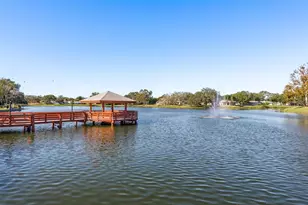 10608 Salamanca Dr, Port Richey, FL 34668 - Photo 37