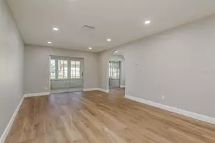 10608 Salamanca Dr, Port Richey, FL 34668 - Photo 7