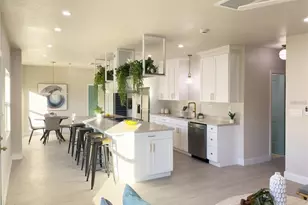 5516 Golden Dr, Tampa, FL 33634 - Photo 3