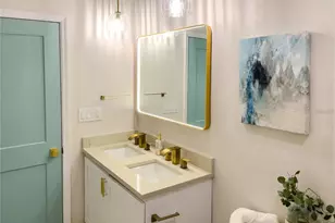 5516 Golden Dr, Tampa, FL 33634 - Photo 13