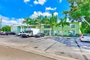 1329 Drew St, Clearwater, FL 33755 - Photo 5