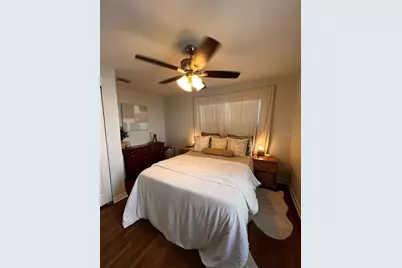 1221 30th Avenue N, Saint Petersburg, FL 33703 - Photo 9