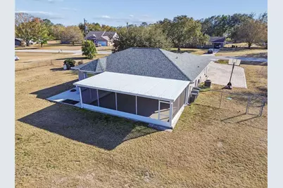 31609 Hunt Club Lane, Wesley Chapel, FL 33543 - Photo 65