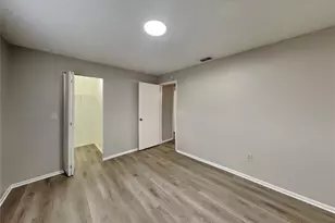 [Address not provided], Plant City, FL 33566 - Photo 13