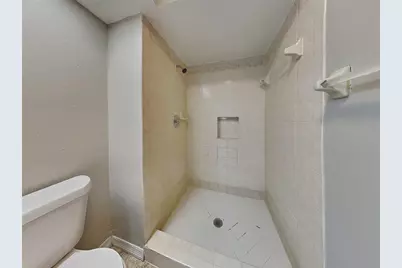 [Address not provided], Tarpon Springs, FL 34689 - Photo 11