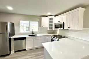 2102 E Caracas St, Tampa, FL 33610 - Photo 11