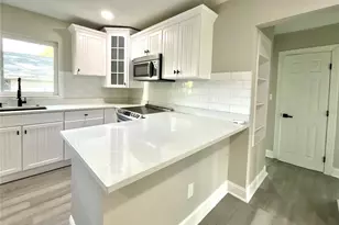 2102 E Caracas St, Tampa, FL 33610 - Photo 19