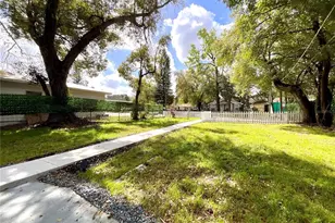 2102 E Caracas St, Tampa, FL 33610 - Photo 31