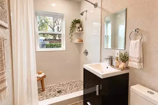 2102 E Caracas St, Tampa, FL 33610 - Photo 25