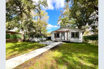 2102 E Caracas Street, Tampa, FL 33610 - Photo 31